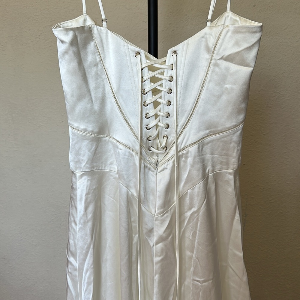 House of CB L A-C 'Anabella' Ivory Satin Lace Up Maxi‎ Dress NWOT - Picture 11 of 15